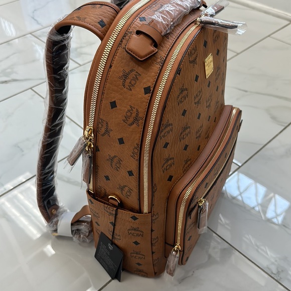 MCM COGNAC 42 CM BACKPACK - Picture 3 of 4